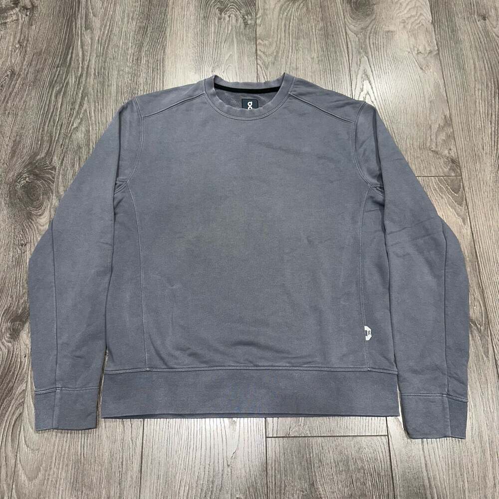 On Cloud Men's Crew Neck Sweatshirt in Grey - Size S